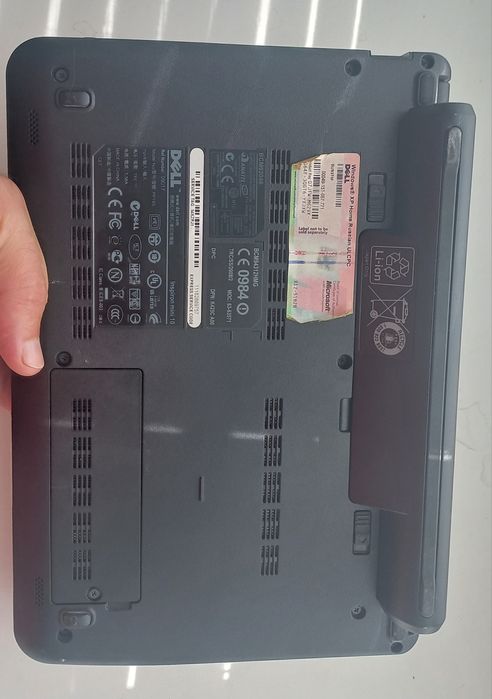 Продам ноутбук DELL на запчасти