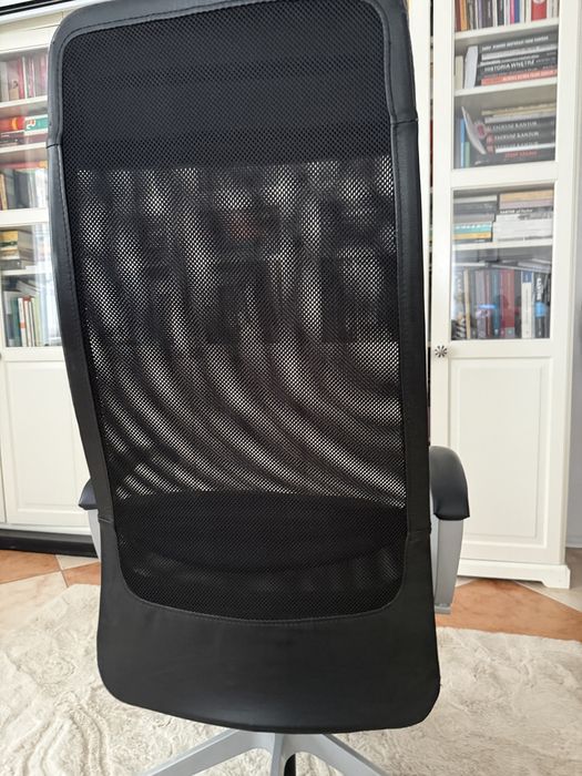 Krzesło biurowe, fotel biurowy Ikea Markus eko skora