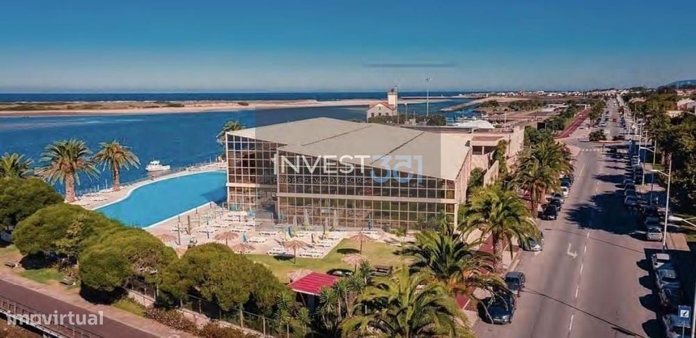 T2 em condomínio fechado com piscina, varanda e garagem – Esposende