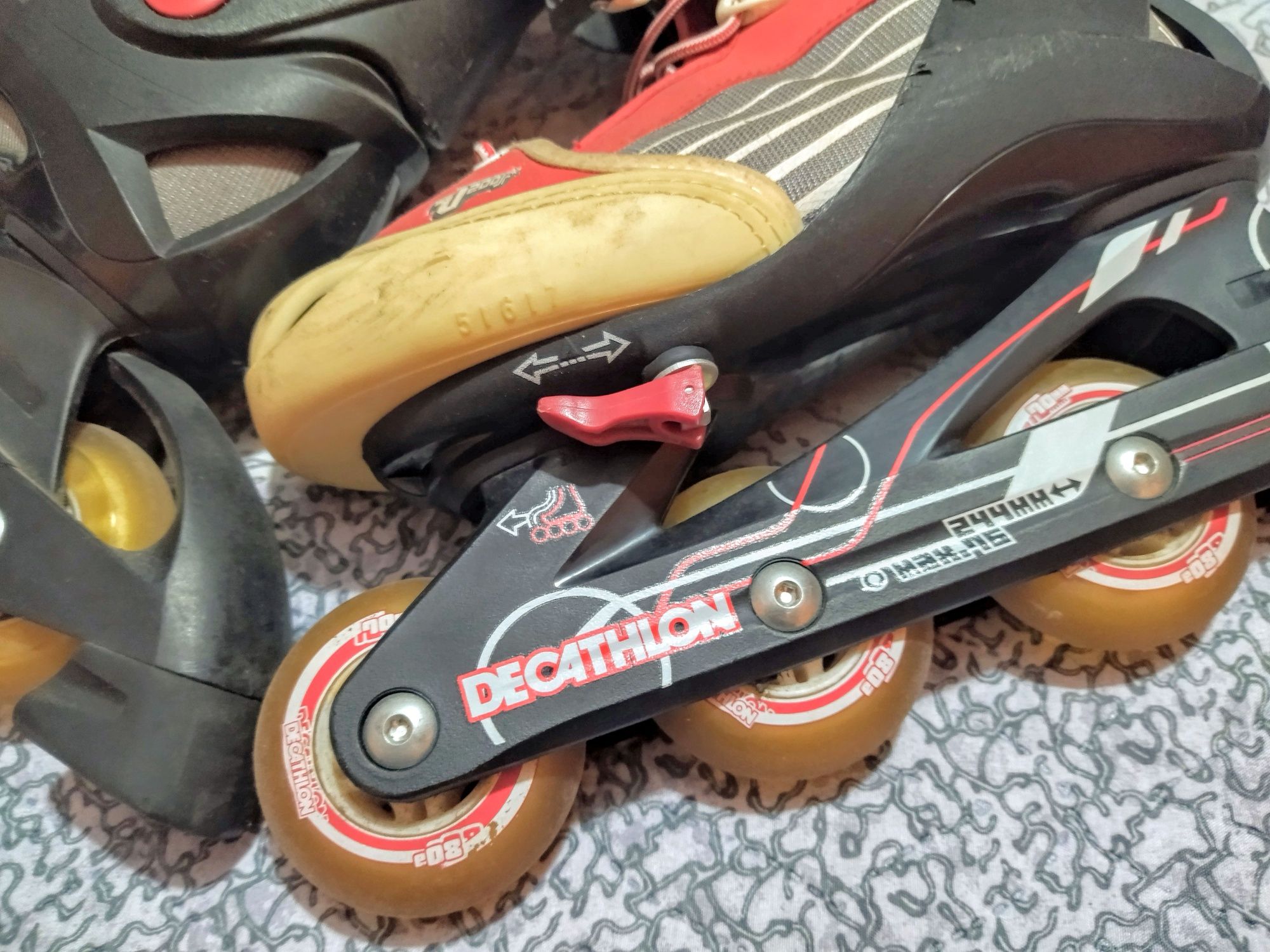 Patins Decathlon N°36-38 - Vermelho e Preto