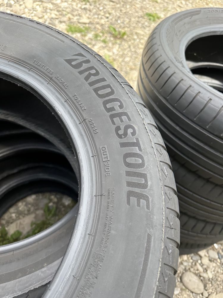 215/60/16 Bridgestone Turanza T005