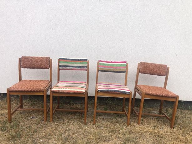 Krzesła drewniane tapicerowane 4 PRL