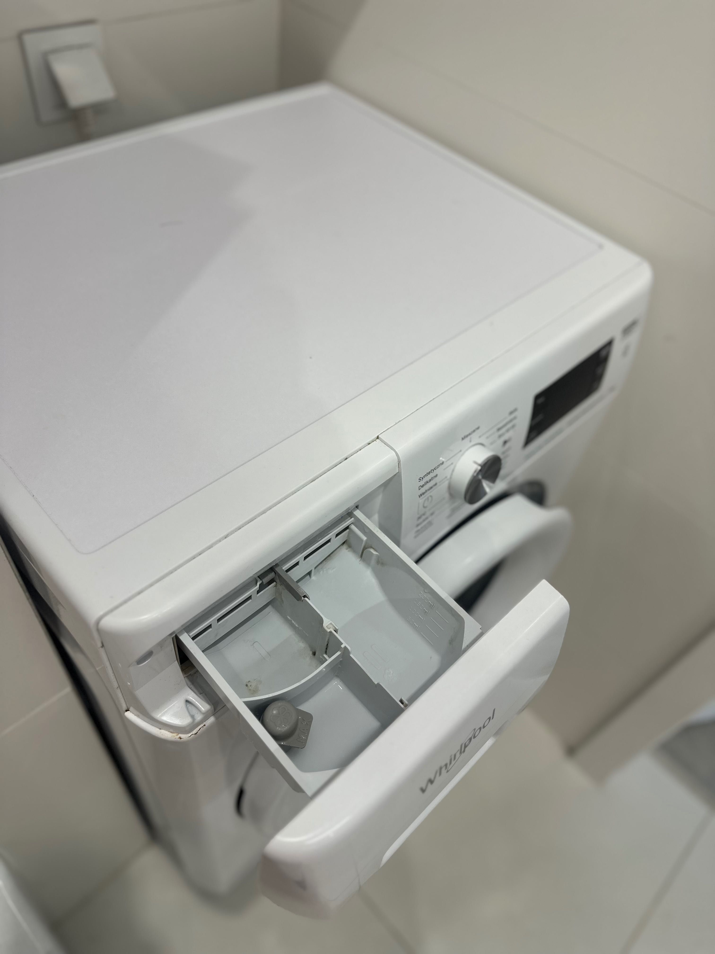 Pralka Whirlpool