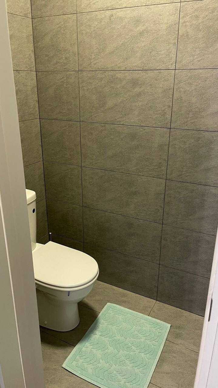 Продаж 3-кімнатної квартири в центрі (вул. Бельведерська)