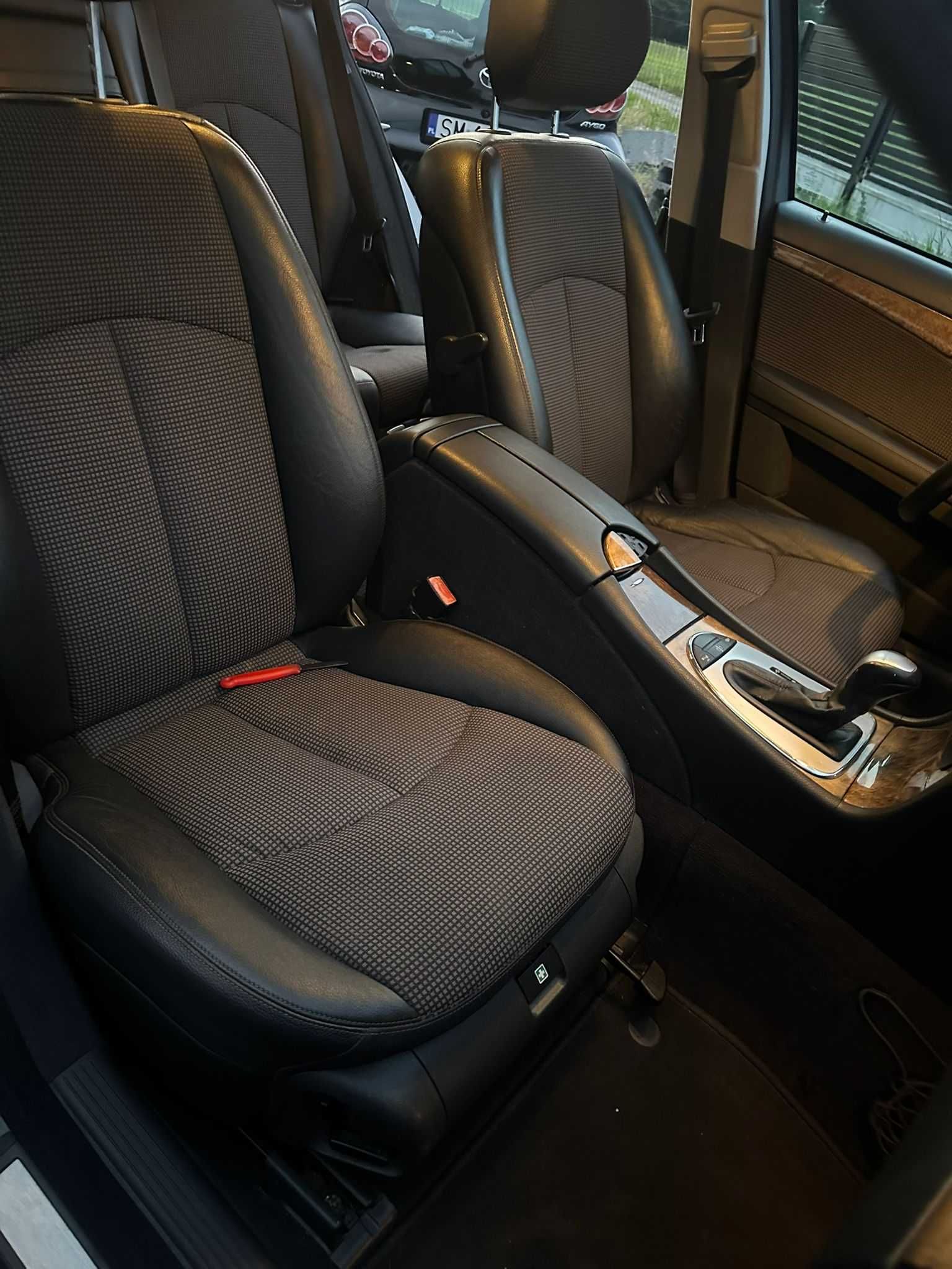 Mercedes  E 320 CDI , Rok 2005, Automatik