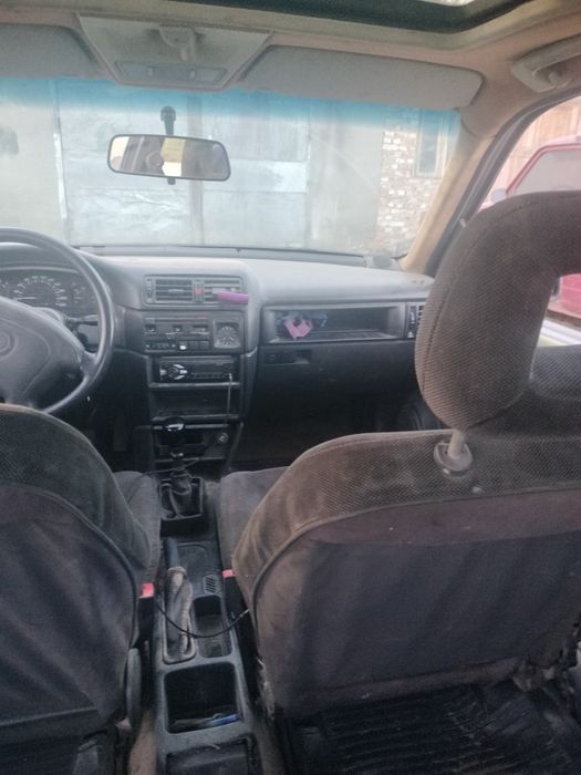 Продаю Опель вектра а