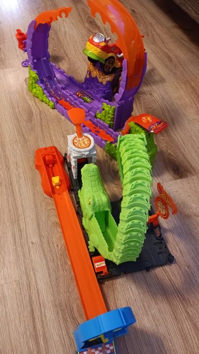 Tory do resoraków Hot Wheels i nie tylko