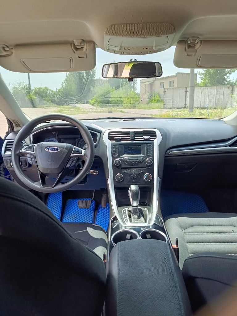 Продам Ford Fusion 2.5 бензин
