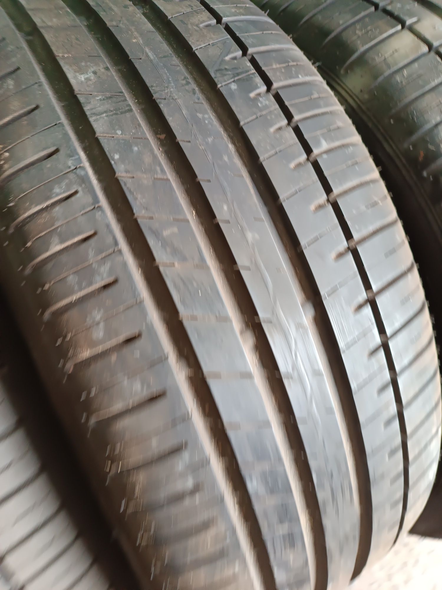 Шини літо Falken 255/45/20 6mm 2021р. 2шт