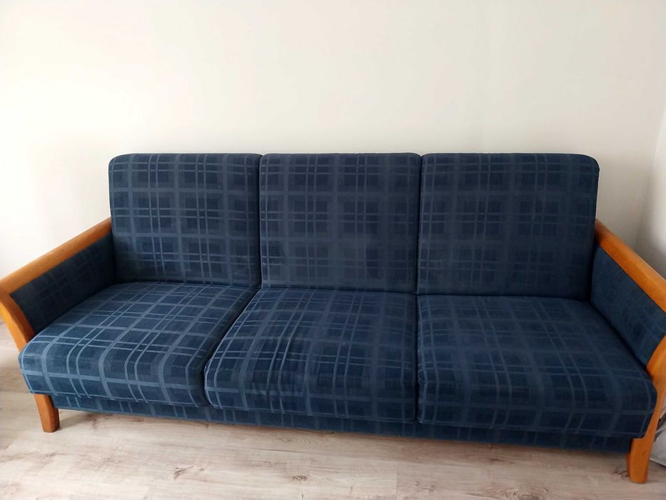 Sofa oddam za darmo