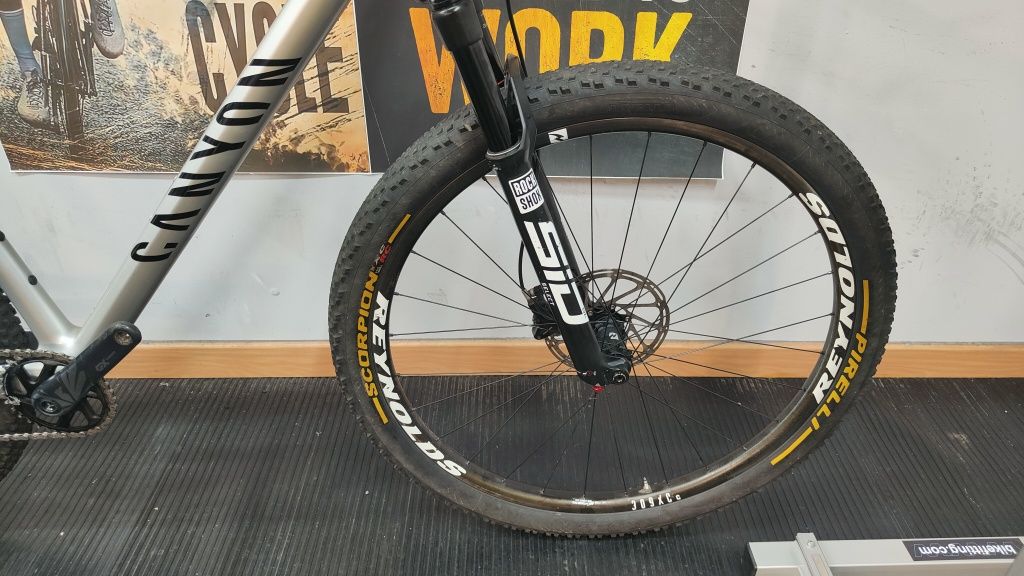 Canyon Exceed rodas de carbono