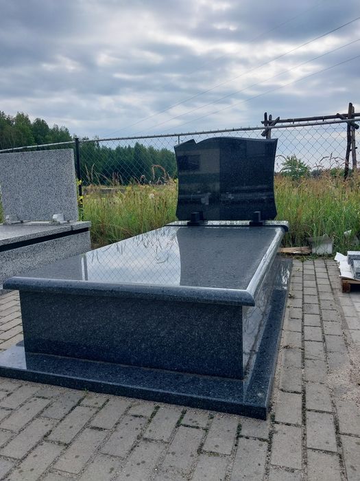 Nagrobki grobowce 250cm na 120