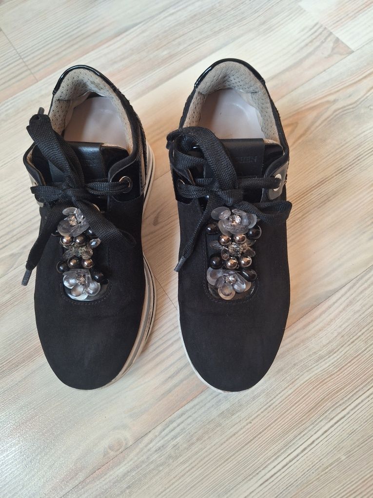 Sneakersy Wittchen skóra naturalna 37 j.kazar ochnik kors