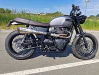 Triumph Bonneville Triumph bonneville black 1200 (ala scrambler)