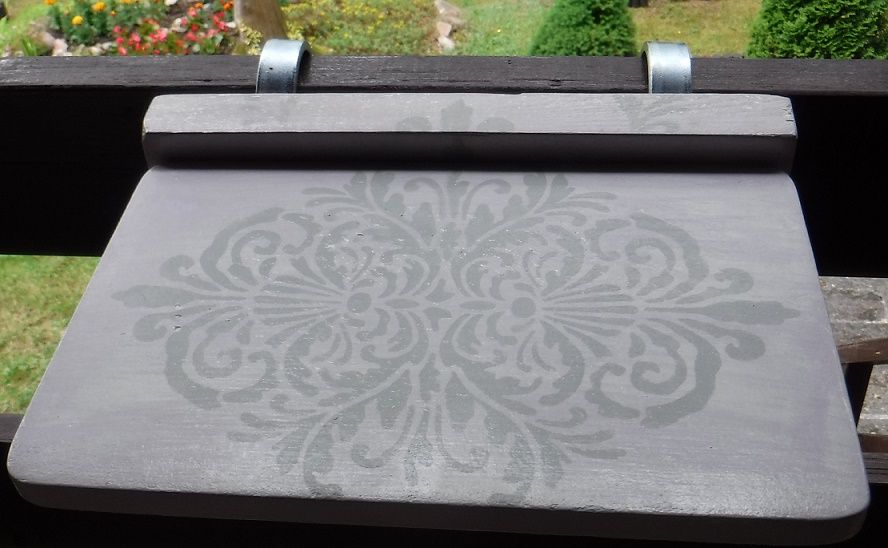 stolik na balkon, na balustradę
