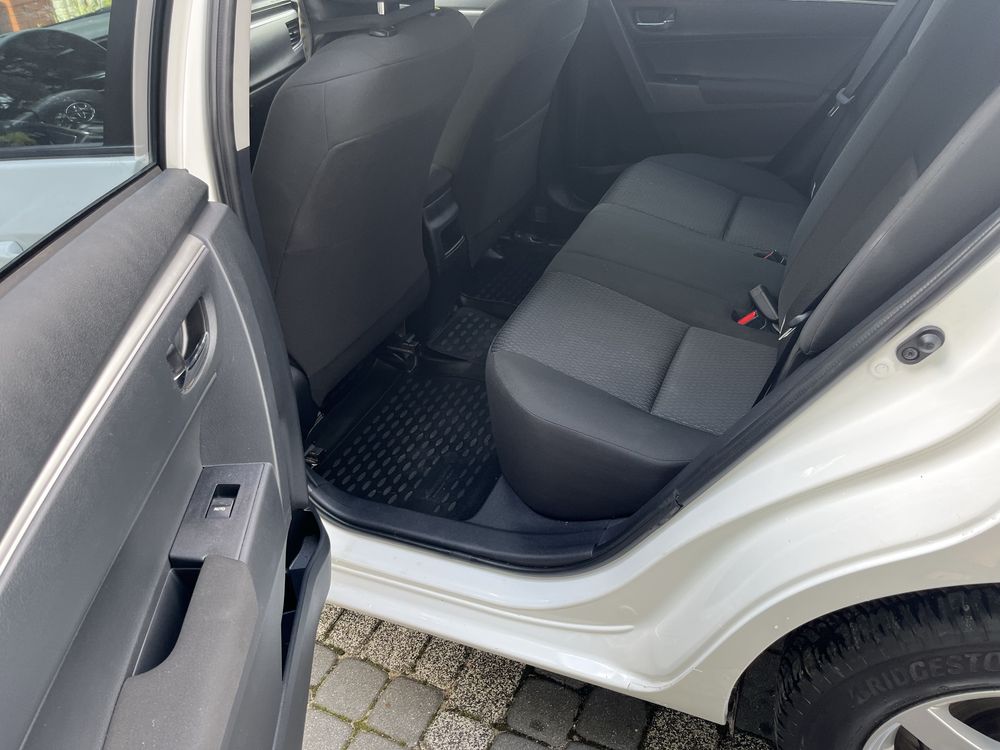 Toyota Corolla 1,6 benz !