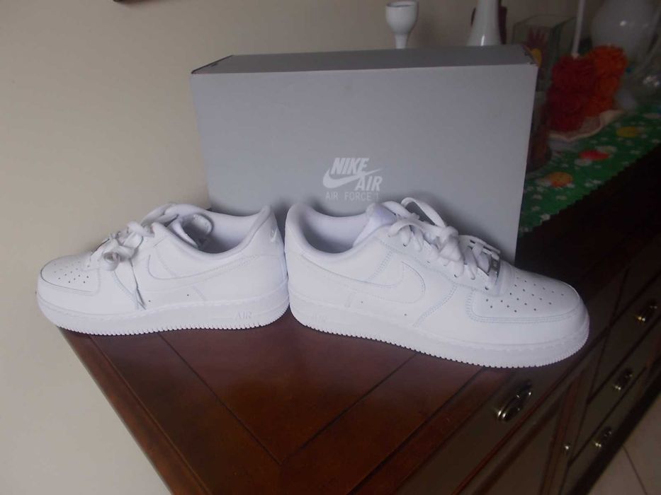 (r. 44,5 - us10,5) Nike Air Force 1 Low '07 White kod CW2288,-111