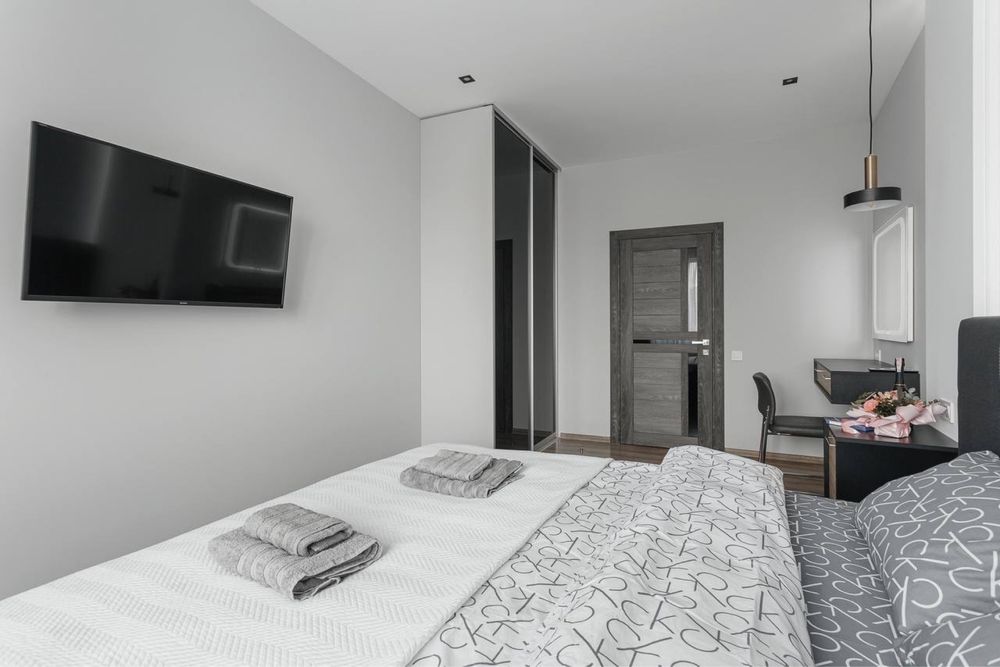 16 Flor!Grey Apartment with 2 rooms in Arcadia