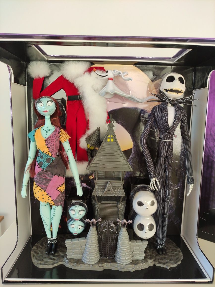 Zestaw kolekcjonerski Miasteczko Halloween Disney store lalki figurki