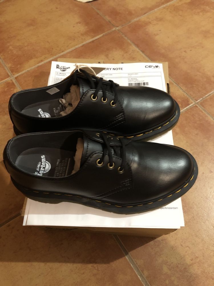 Sapatos dr Martens novos mod 1461 vegan tam 36 (sem uso)