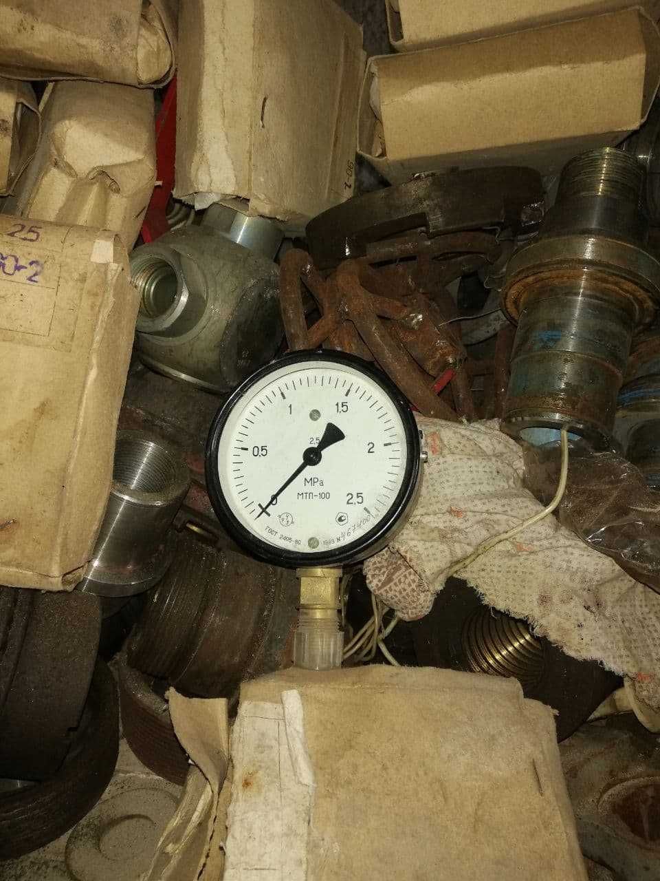 Манометры  МП-5; МЭД; ДМ1001; ДМ2005; МТП-100; МПЗ-У; МВП3-У; О