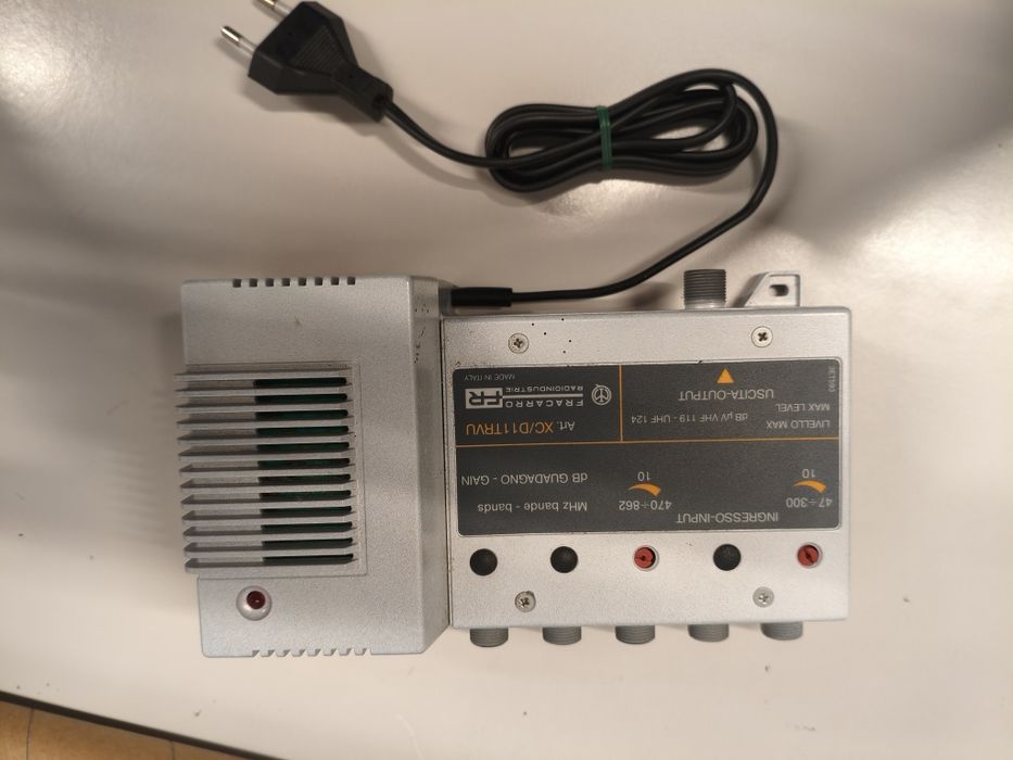 Amplificador de antena