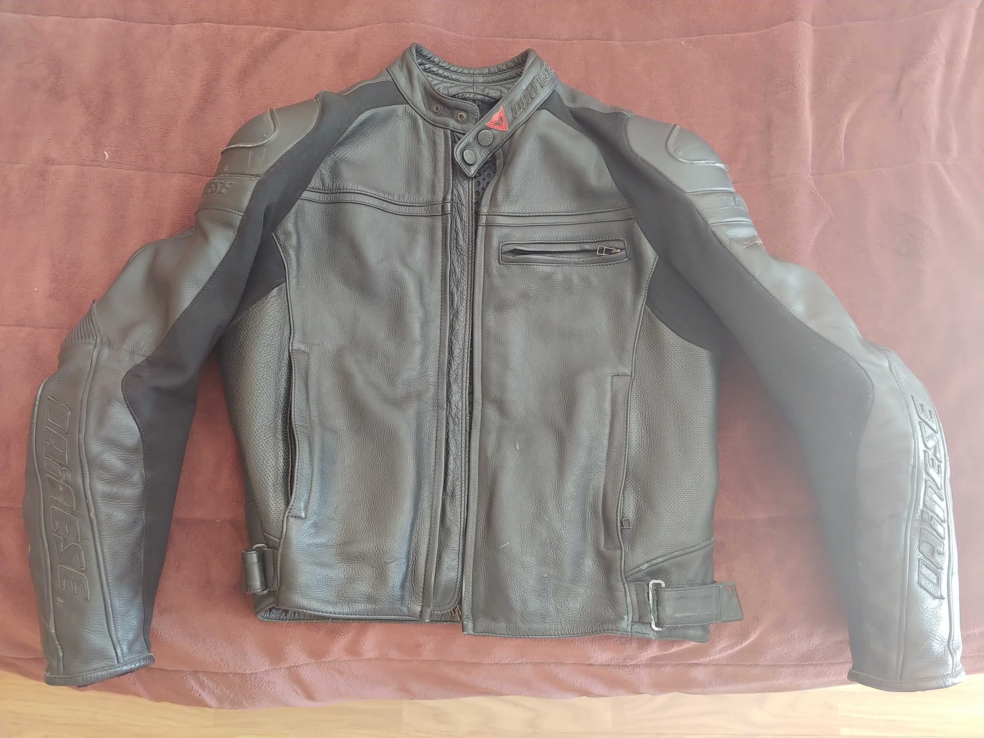 Casaco cabedal motard Dainese preto