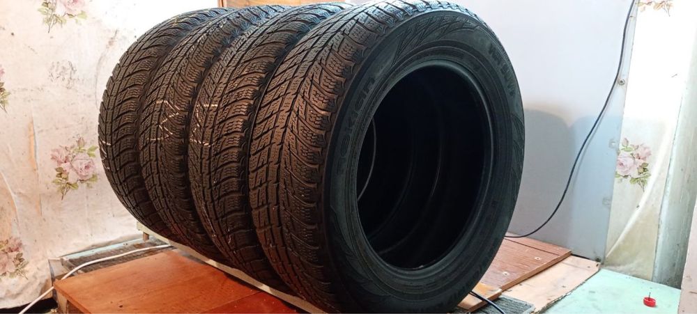 225/65.R17 комплект nokian