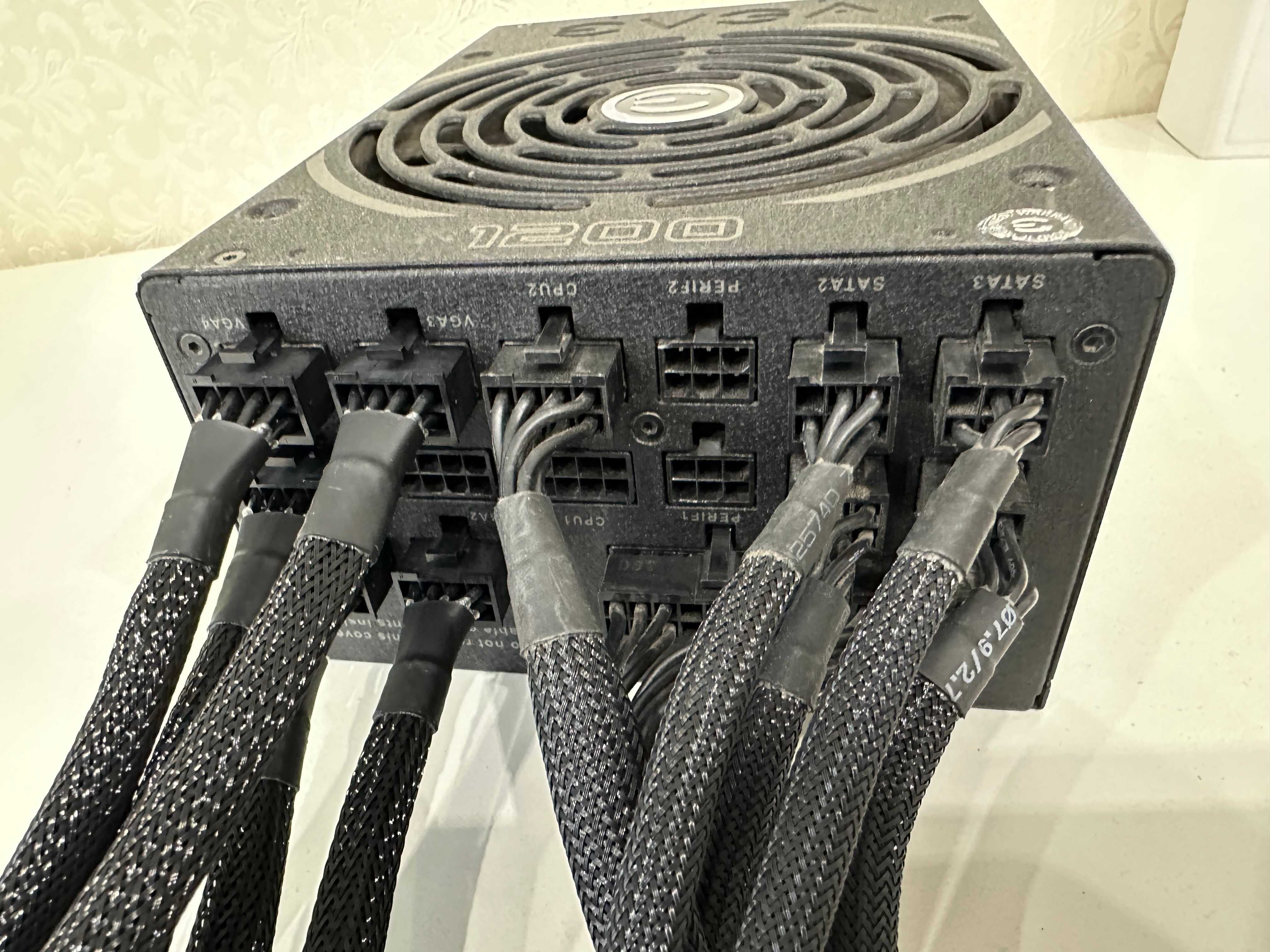 Блок живлення EVGA SuperNOVA 1300 G2 80+ Gold 1300W
