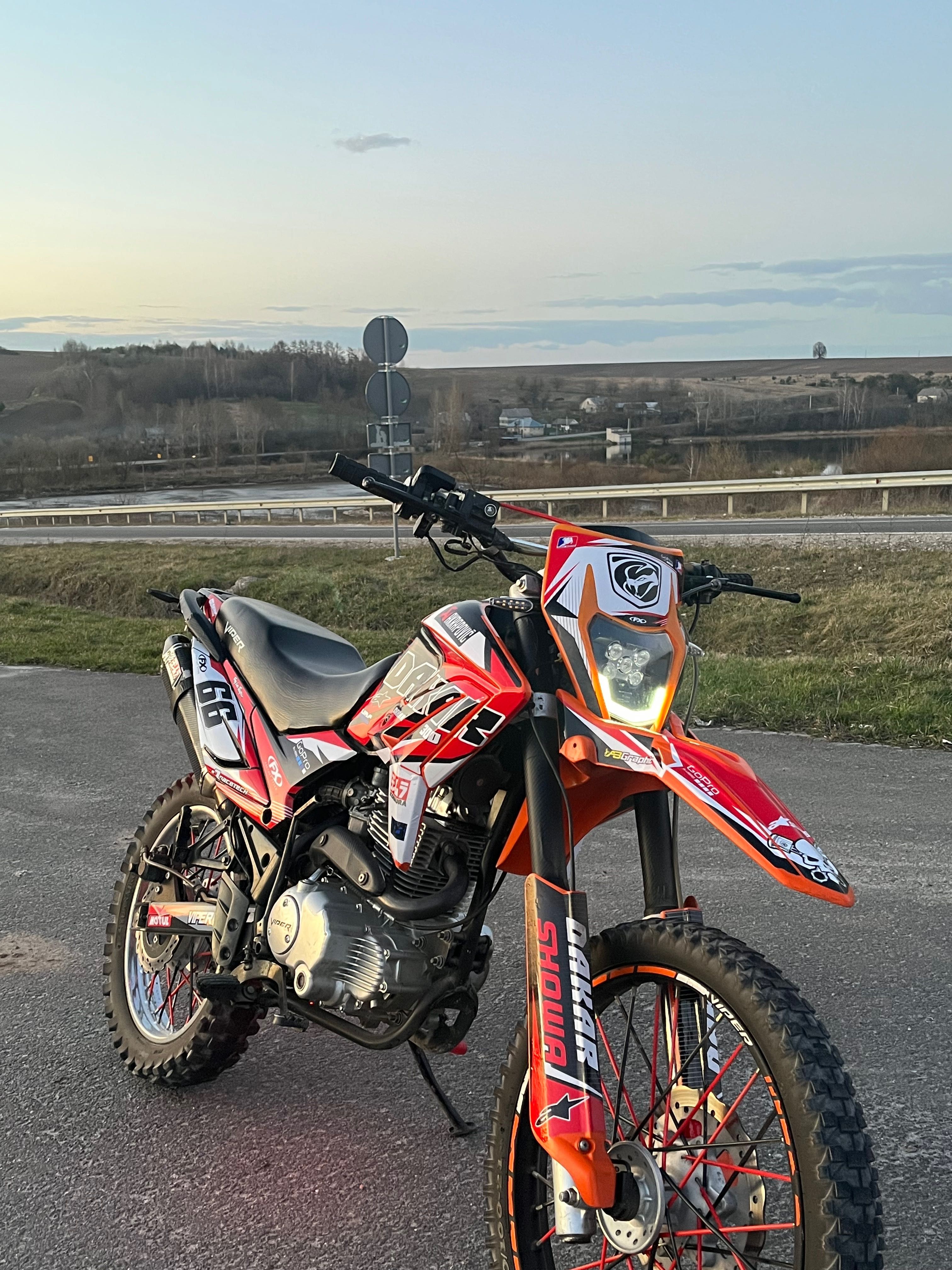Продам мотоцикл Viper v250l