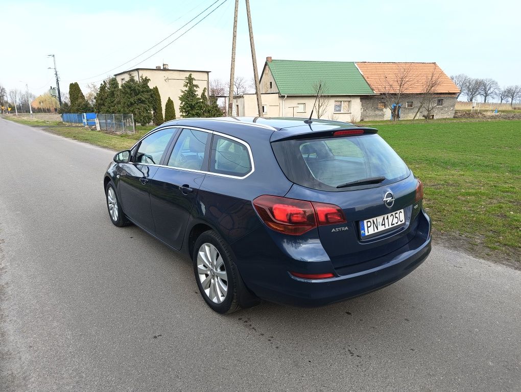 #/#Opel Astra J 2011r 1.7 CDTI 110km Klima Alu PDC Komputer Okazja #/#