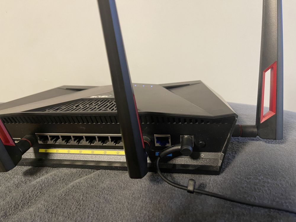 Router ASUS RT-AC88U