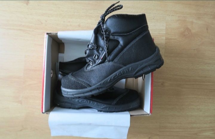 Buty robocze Cofra BRNO BLACK S3 SRC 42 43 44