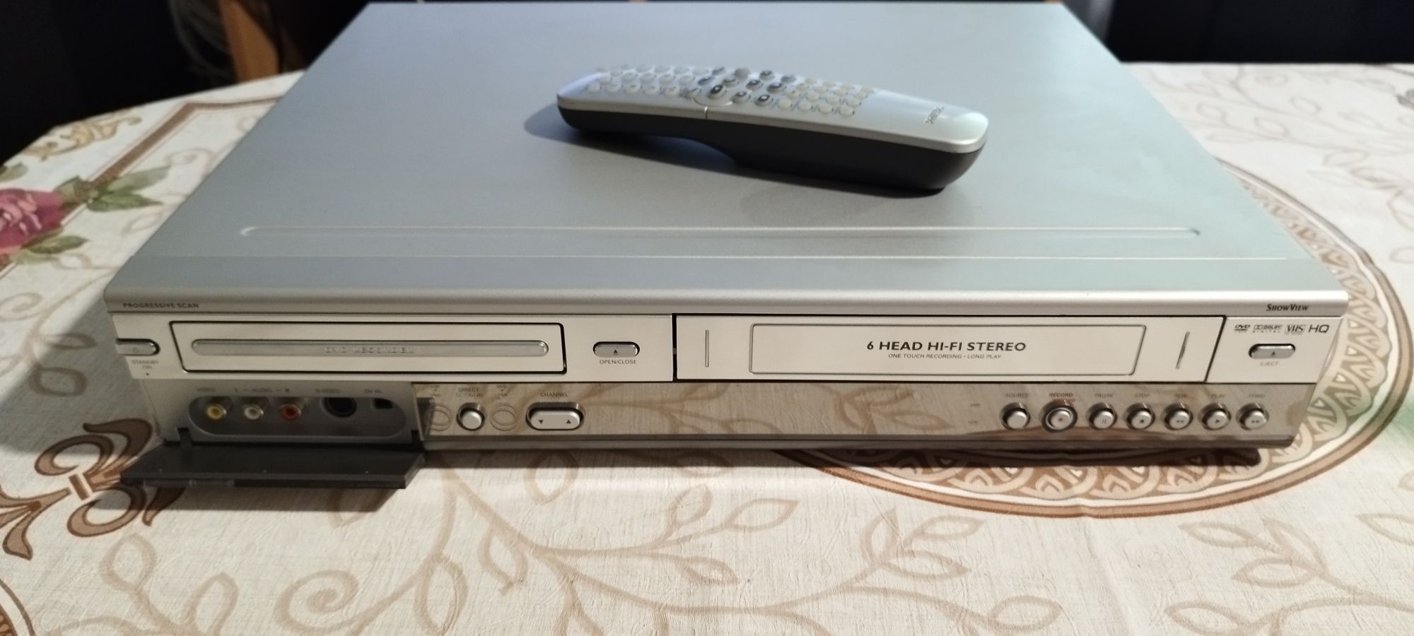 Philips DVDR3320V COMBO