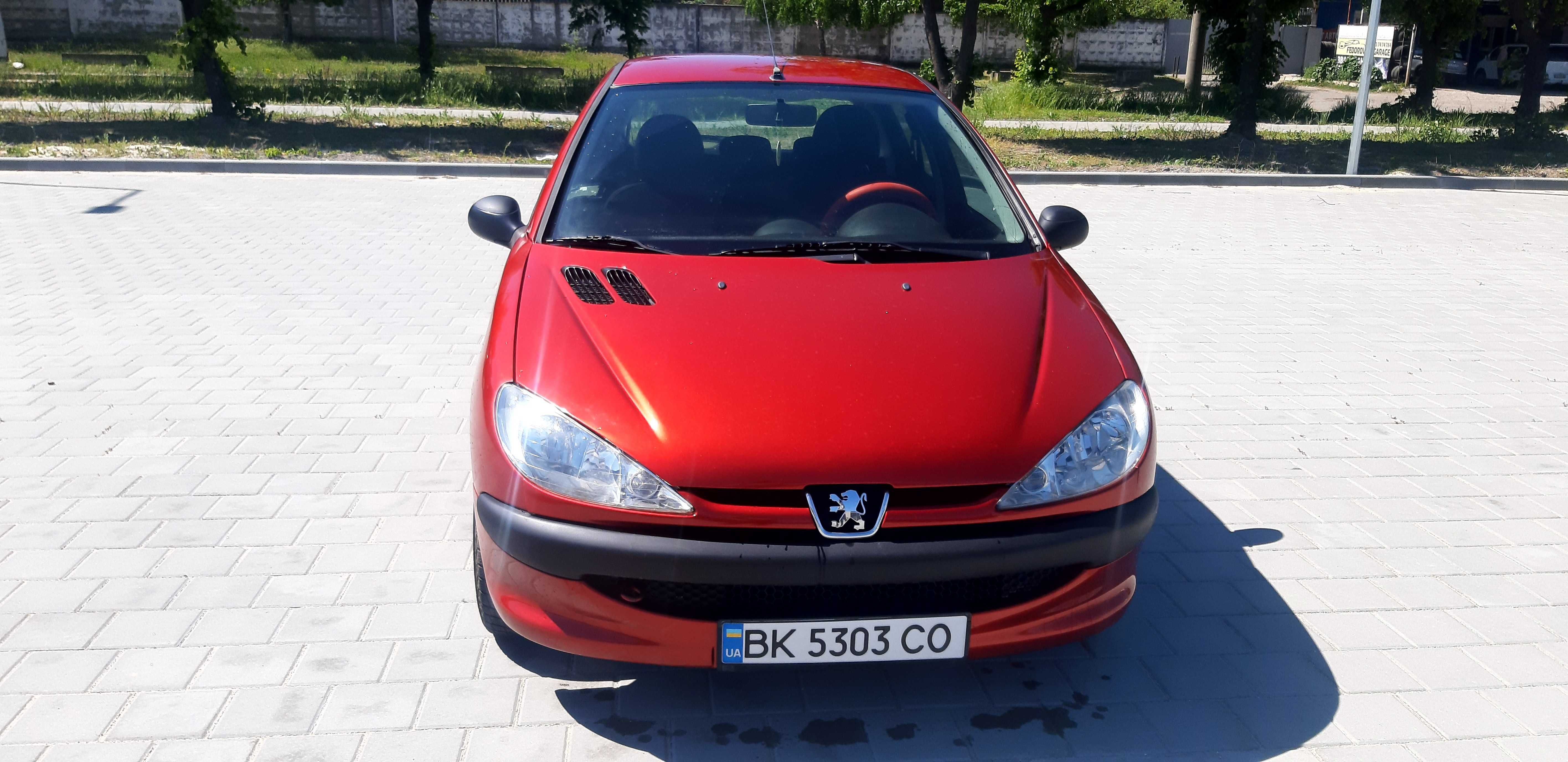 Peugeot 206 1.1  2004 р.в.