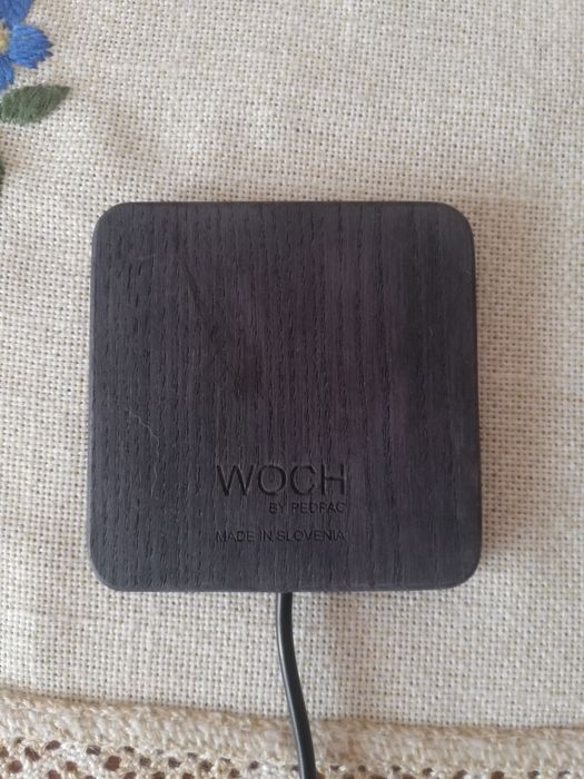 Ładowarka indukcyjna drewniana Woch + kostka