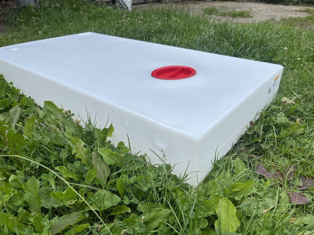 Zbiornik do kampera łódki na wode płaski 13cm 74 litry