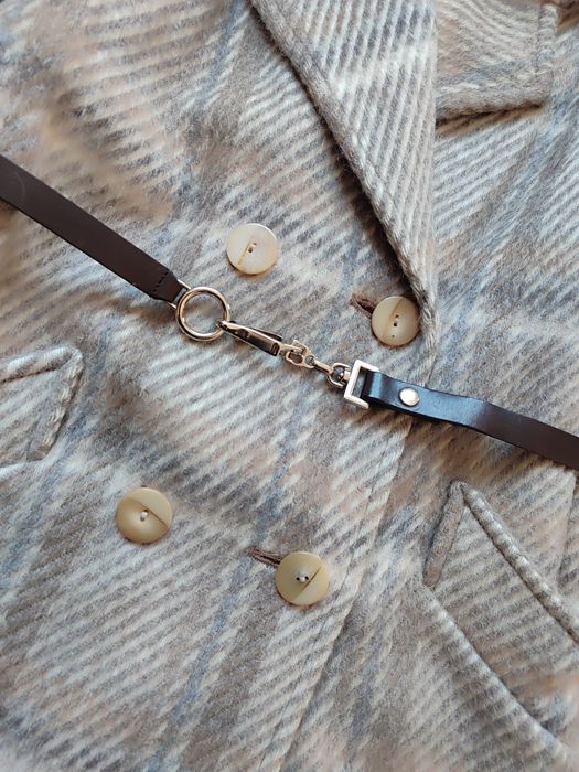 Якісний блейзер-пальтр у складі якого 20%мохеру,40%шерсті та 40%віскоз