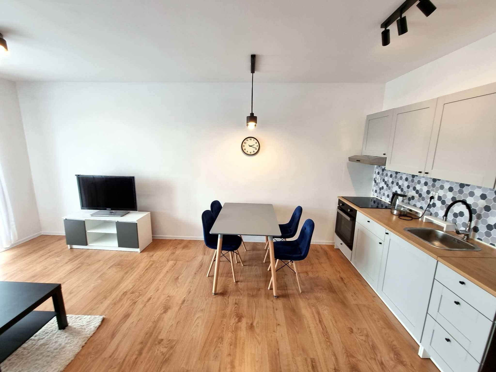 2 pokoje w Apartamentowcu na osiedlu piastowskim