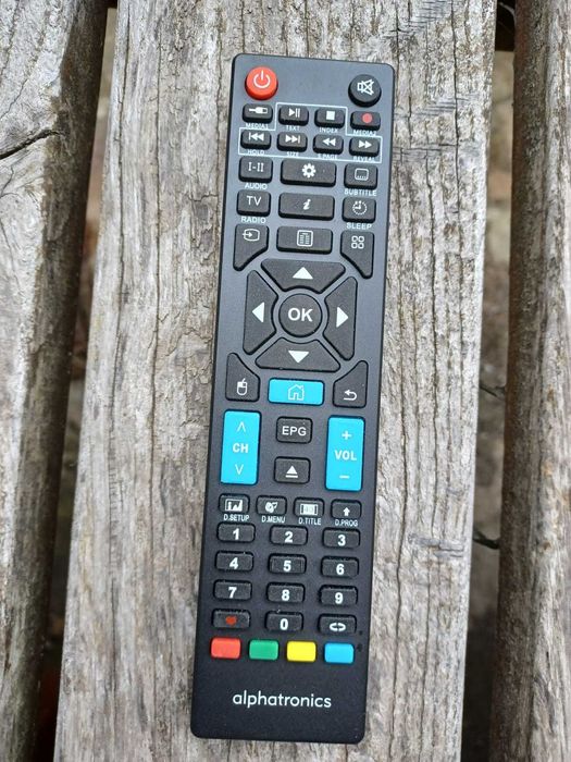 Telewizor 32  cale ALPHATRONIC  Model FRE 70250 do kampera .
