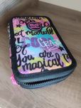 Piórnik trzykomorowy z grafitti GIRL POWER CoolPack