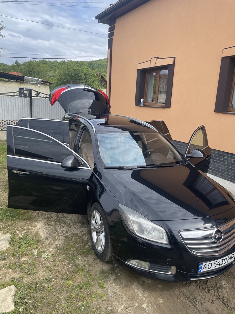 Opel insignia sports turer 4x4 opc line