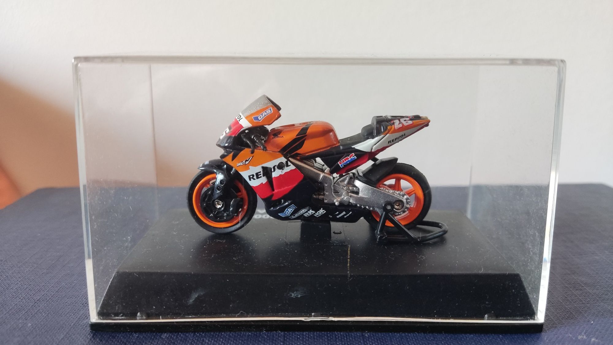 Mota de coleção Honda RC211V 2006 - Daniel Pedrosa