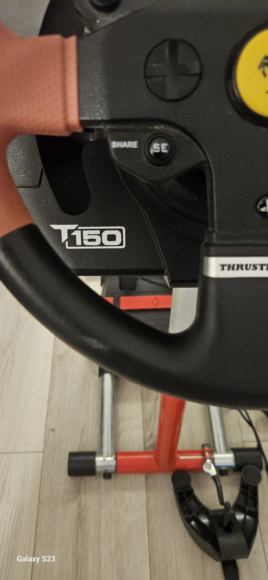 Kierownica Thrustmaster T150 + stojak