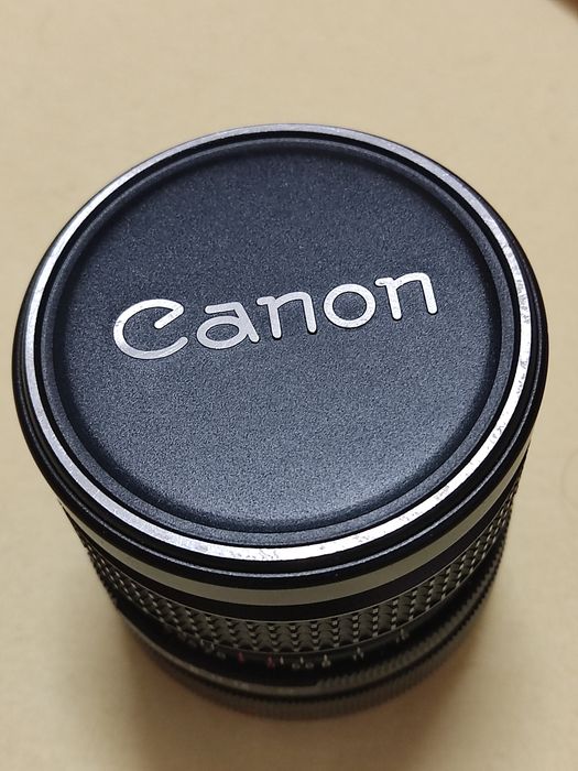 Объектив Tokina 28mm на Canon fd