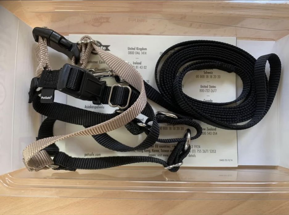 NOVO Peitoral “Petsafe - Easy Walk Premier” (S) + trela com 1.8m