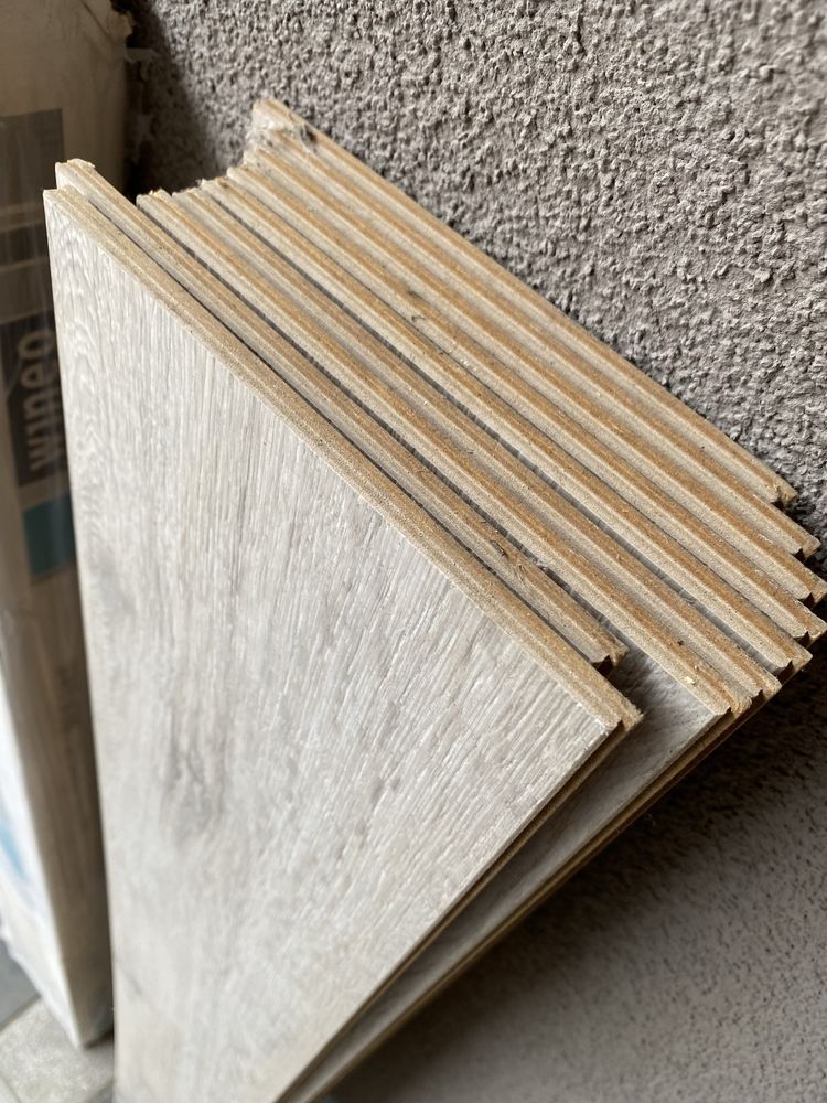 Panele podłogowe wineo 500 Salt Oak small V4, 4m2