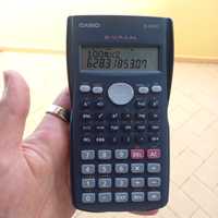 Calculadora Científica Casio fx-82MS