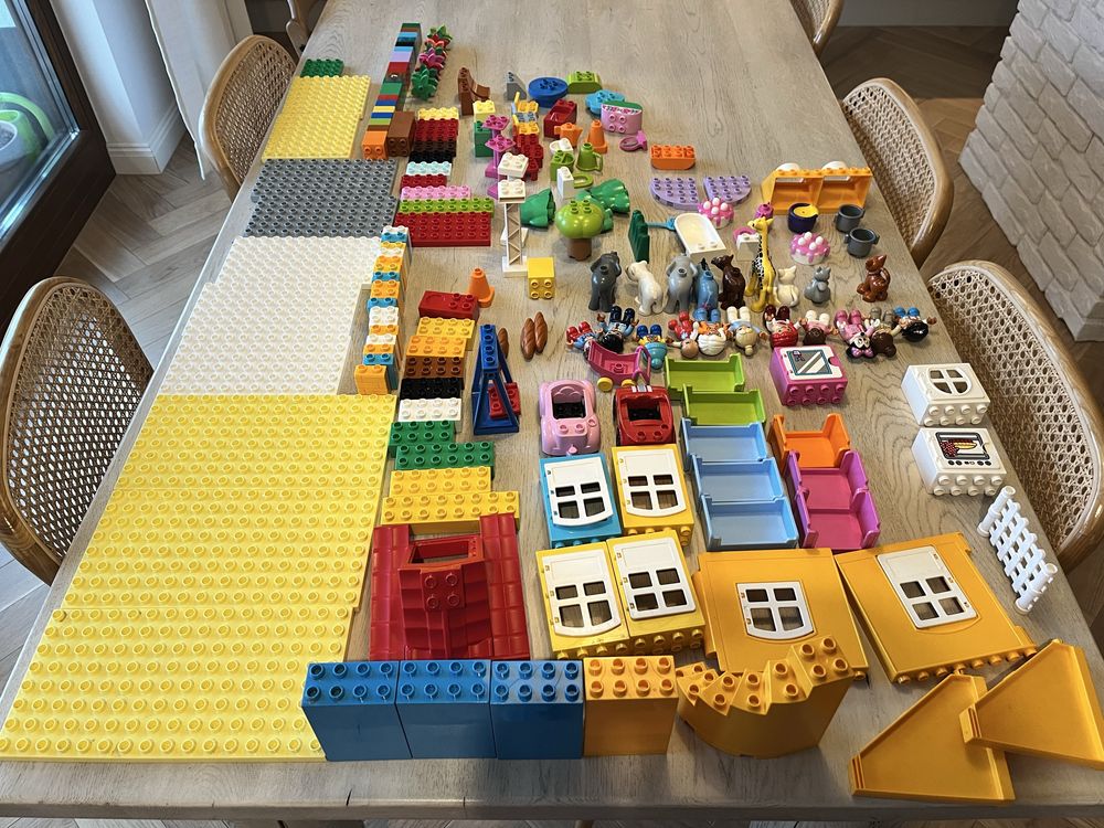 LEGO DUPLO zestaw ok. 180 elementów