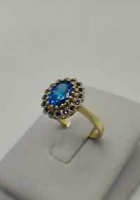 Piękny złoty pierścionek, niebieski kamień . Złoto 14k / 585. Roz.17